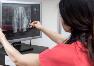 CaninePTandMe therapy for dogs with hip dysplasia